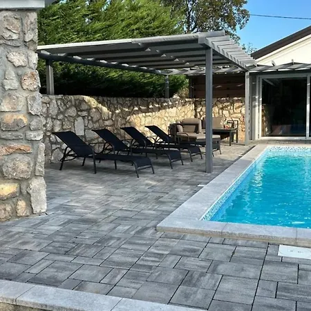 Jelly By Guide Villa