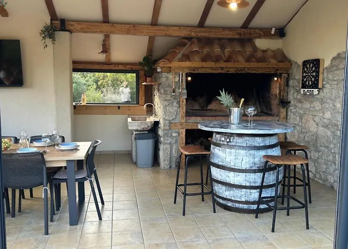 Jelly By Guide Villa *