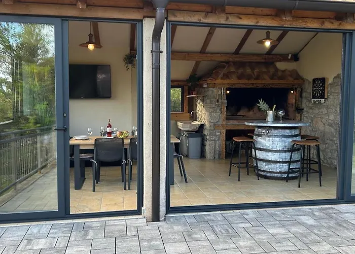 Jelly By Guide Kraljevica